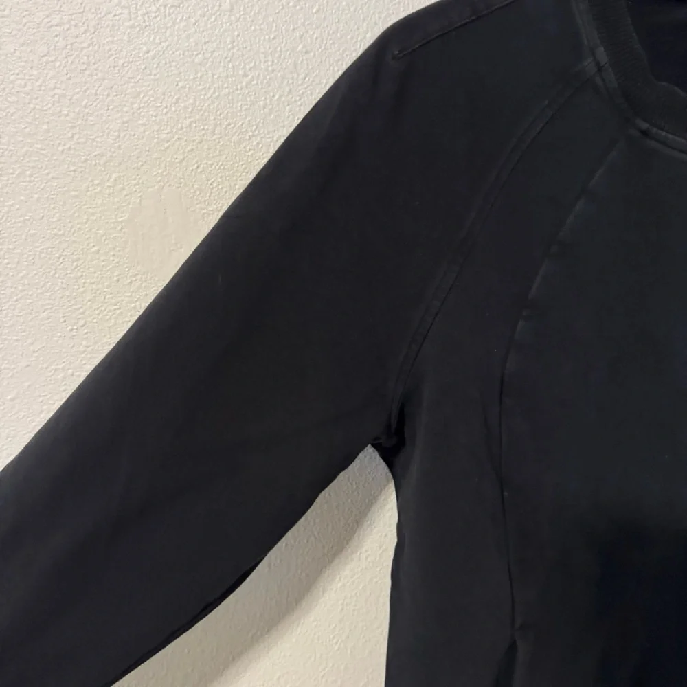 Lululemon Scuba Crew Black Stretch French Terry Pocket Athleisure Workout-6